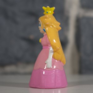 Figurine Peach (02)